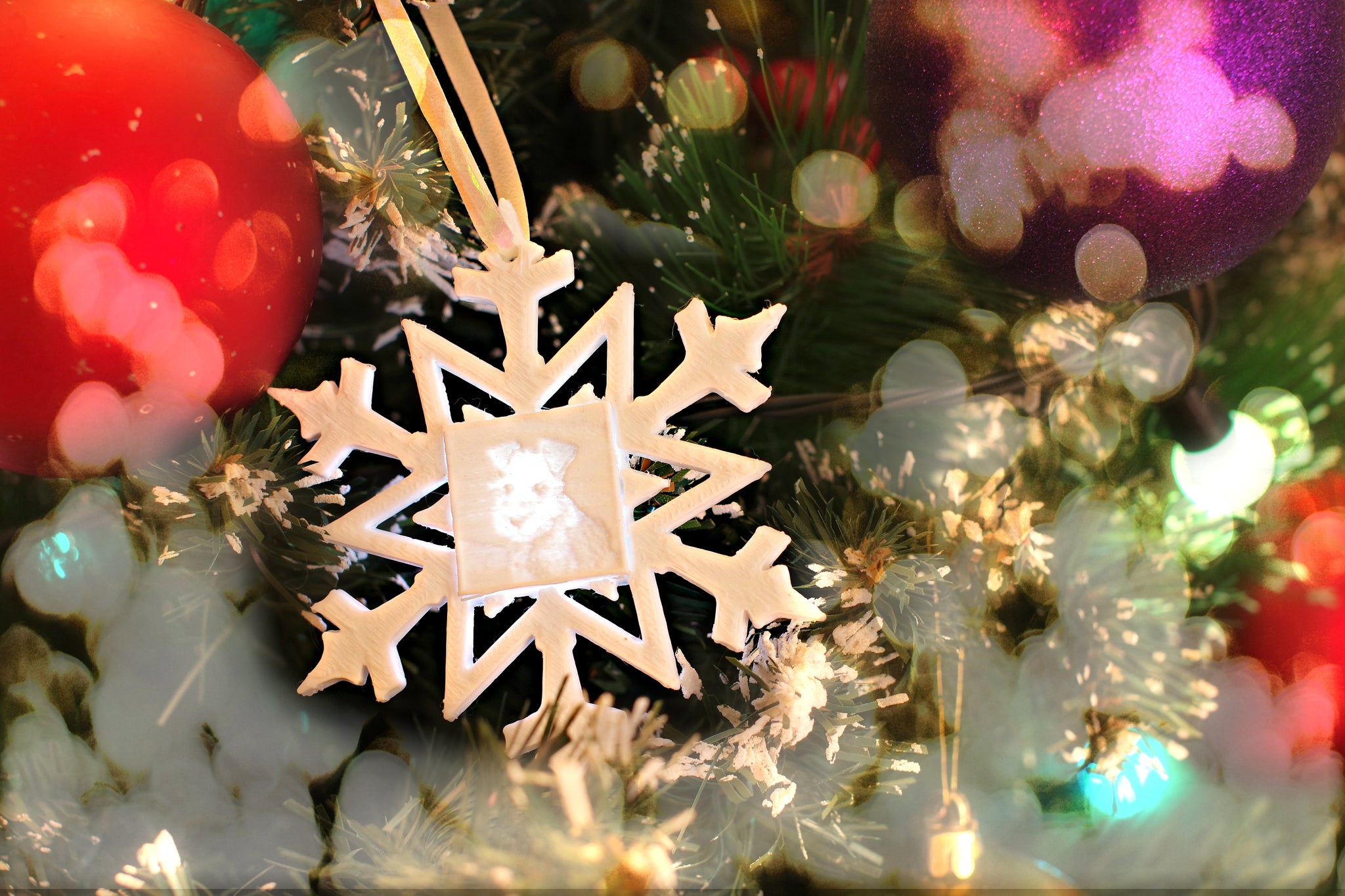 Custom Photo Ornament (Snowflake) / Christmas Tree Decoration